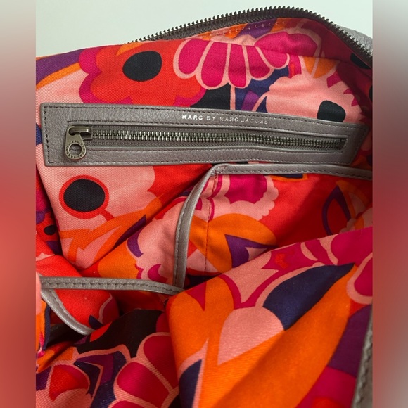 Marc by Marc Jacobs Gray Large Travel Satchel Crossbody - Picture 9 of 13